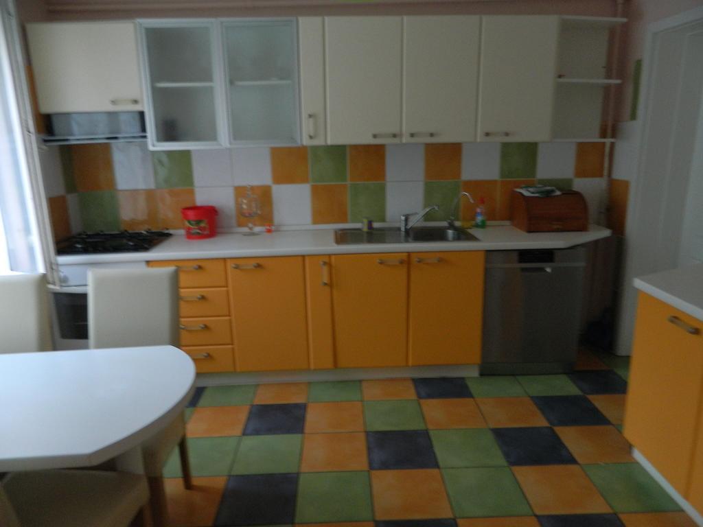 Cazare Vio Hotel Cluj-Napoca Buitenkant foto